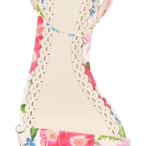 Vince Camuto Florest Garden Wedge Sandal - size 7.5/38 - Picture 11 of 13